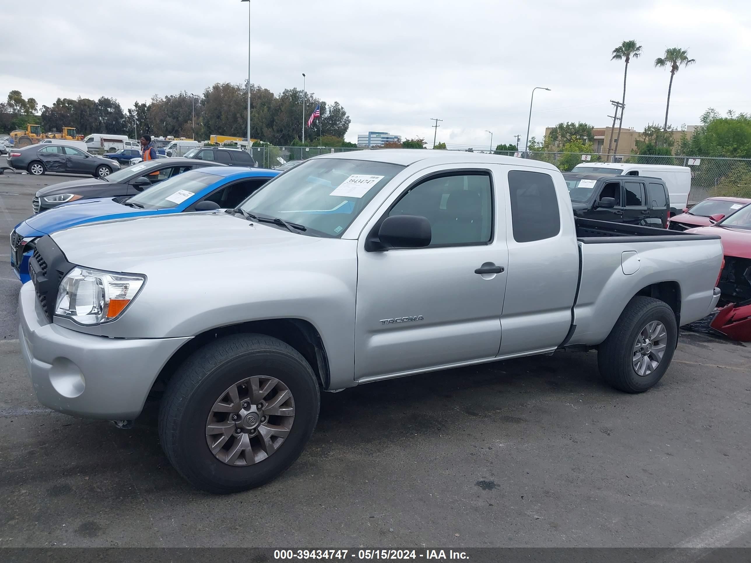 Photo 13 VIN: 5TETX22N28Z486996 - TOYOTA TACOMA 