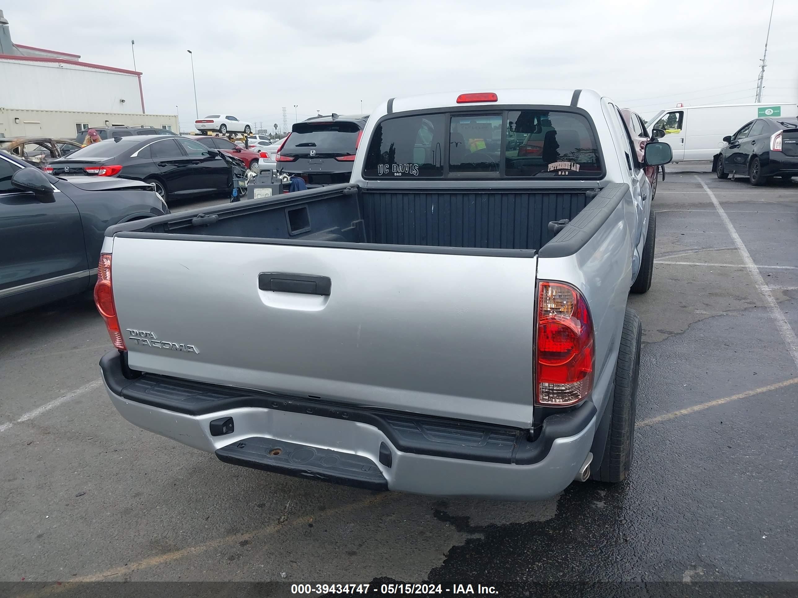 Photo 15 VIN: 5TETX22N28Z486996 - TOYOTA TACOMA 