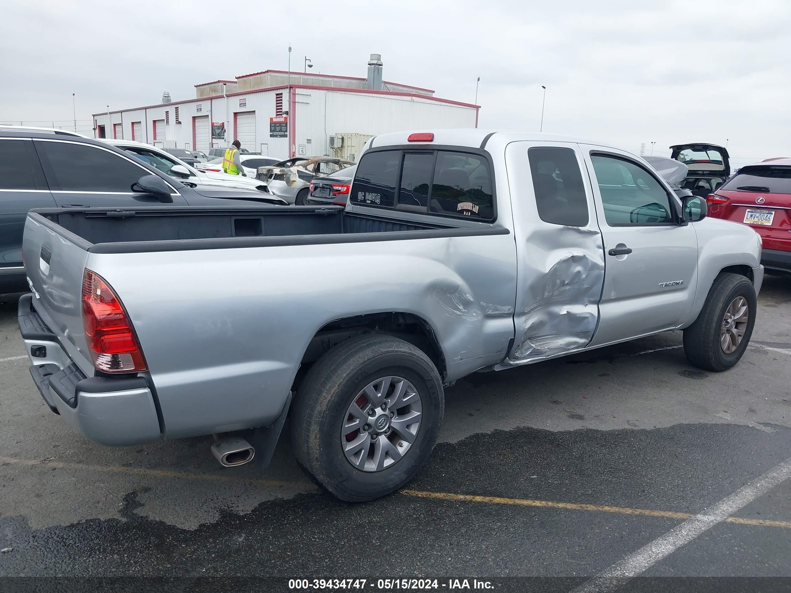 Photo 5 VIN: 5TETX22N28Z486996 - TOYOTA TACOMA 