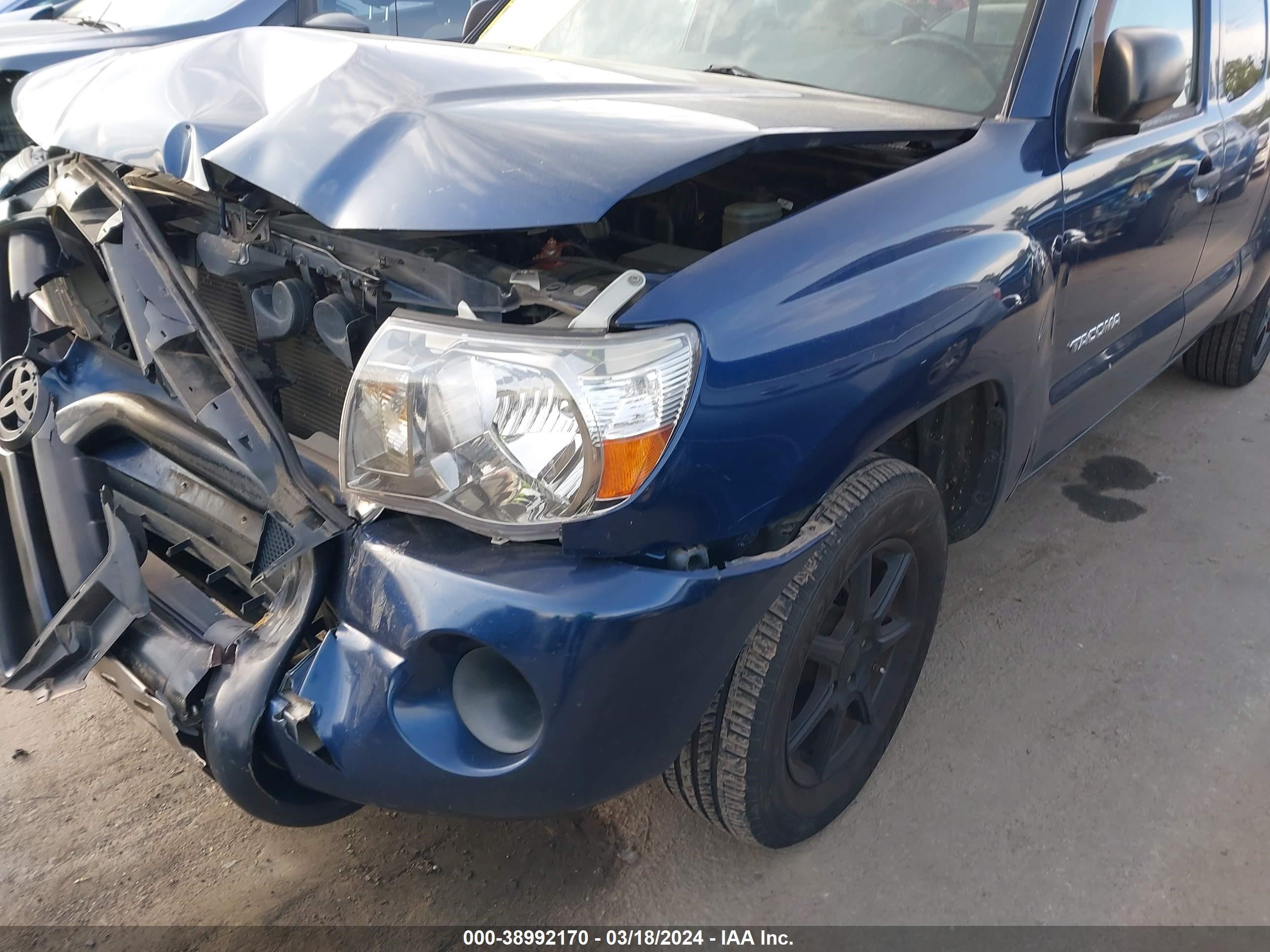 Photo 16 VIN: 5TETX22N88Z527275 - TOYOTA TACOMA 