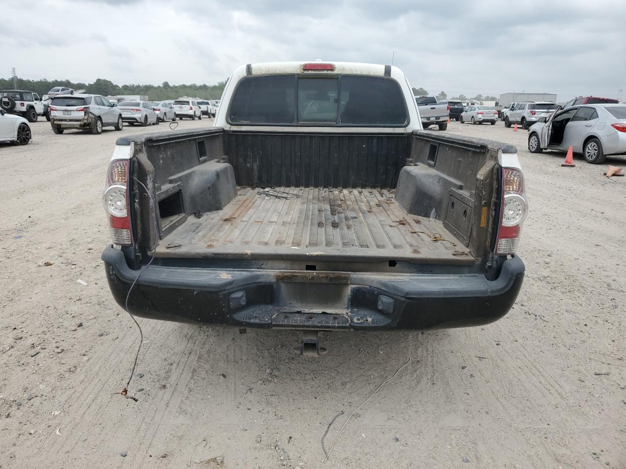 Photo 5 VIN: 5TETX22NX9Z639495 - TOYOTA TACOMA 