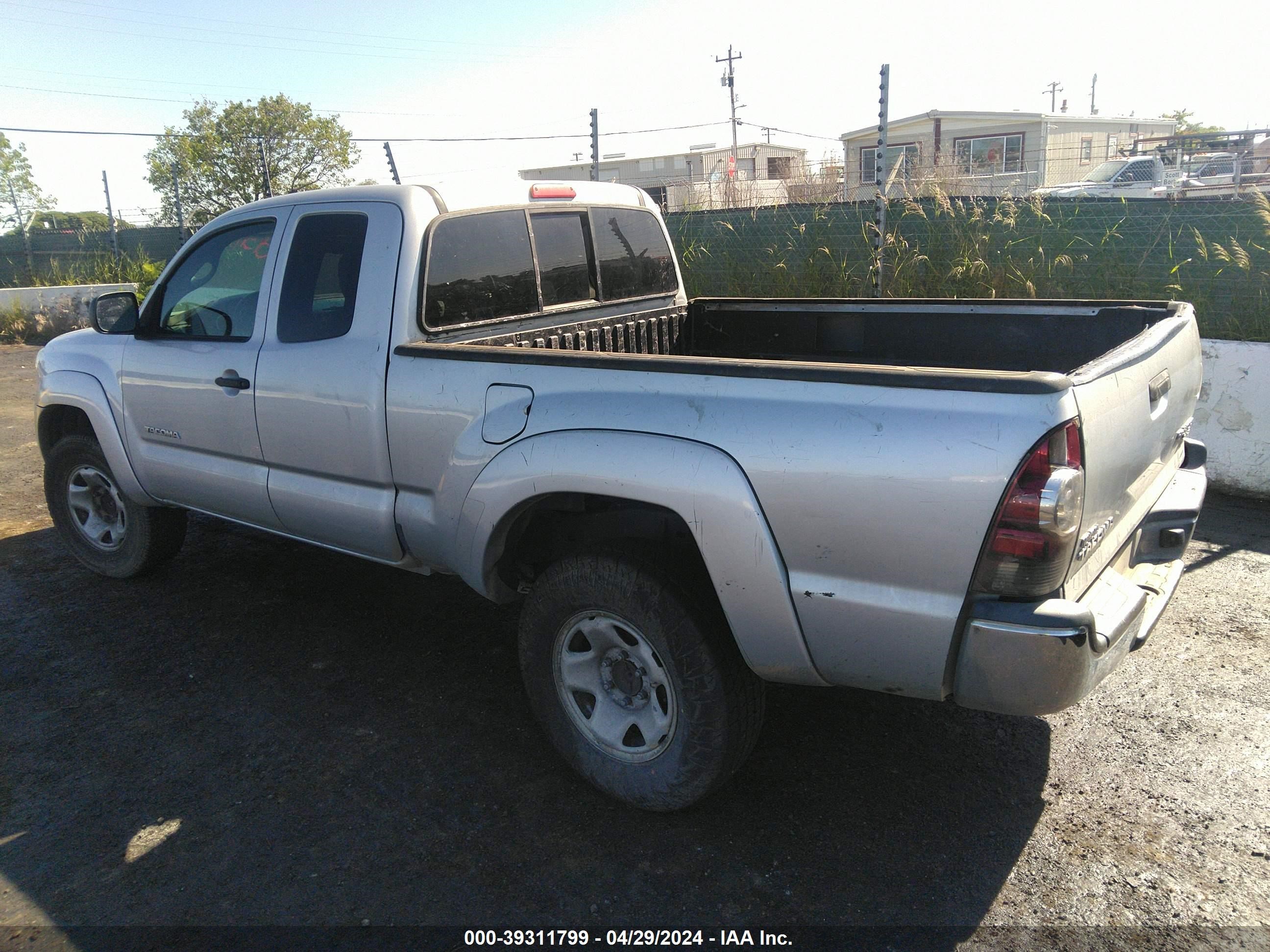 Photo 2 VIN: 5TETX62N59Z641789 - TOYOTA TACOMA 