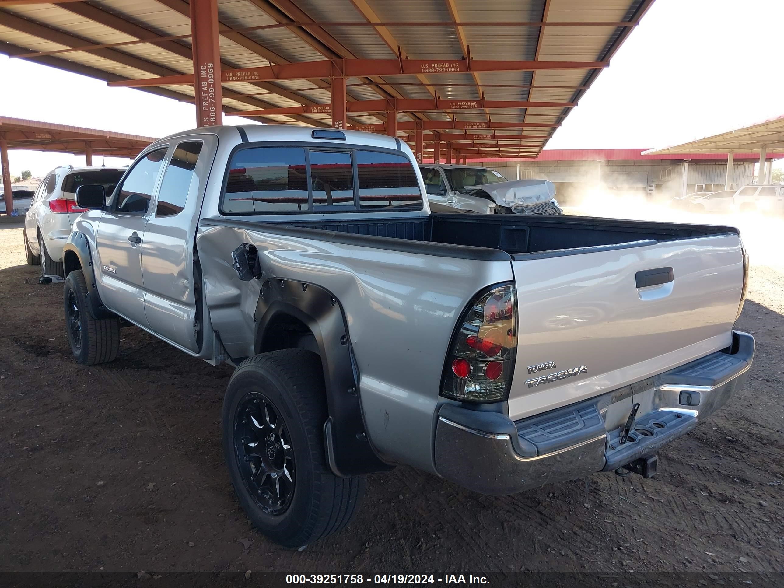 Photo 2 VIN: 5TEUU42N06Z283577 - TOYOTA TACOMA 