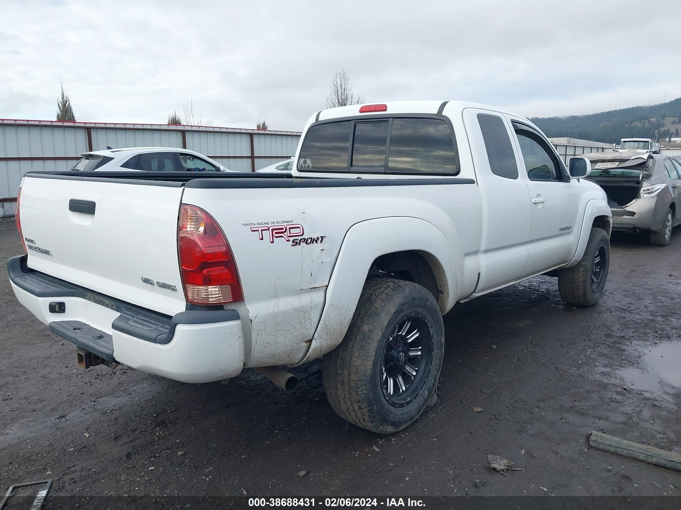 Photo 3 VIN: 5TEUU42N06Z307246 - TOYOTA TACOMA 