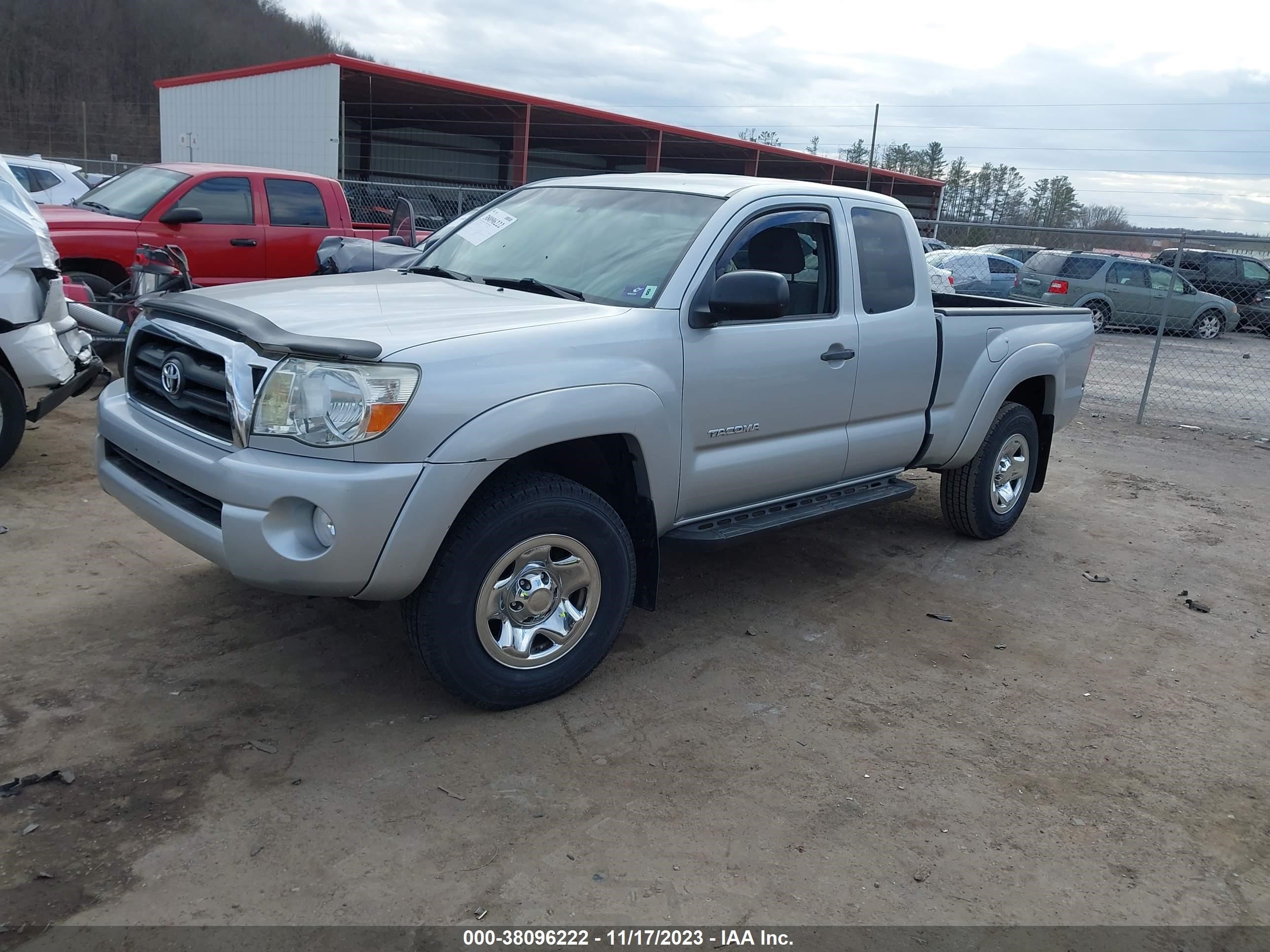 Photo 1 VIN: 5TEUU42N07Z358408 - TOYOTA TACOMA 