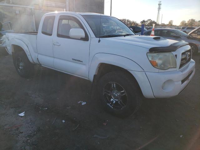 Photo 3 VIN: 5TEUU42N07Z373331 - TOYOTA TACOMA 