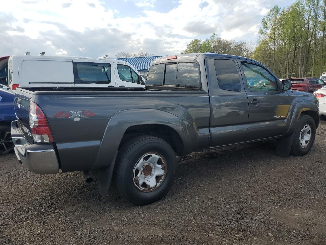 Photo 2 VIN: 5TEUU42N09Z657514 - TOYOTA TACOMA 