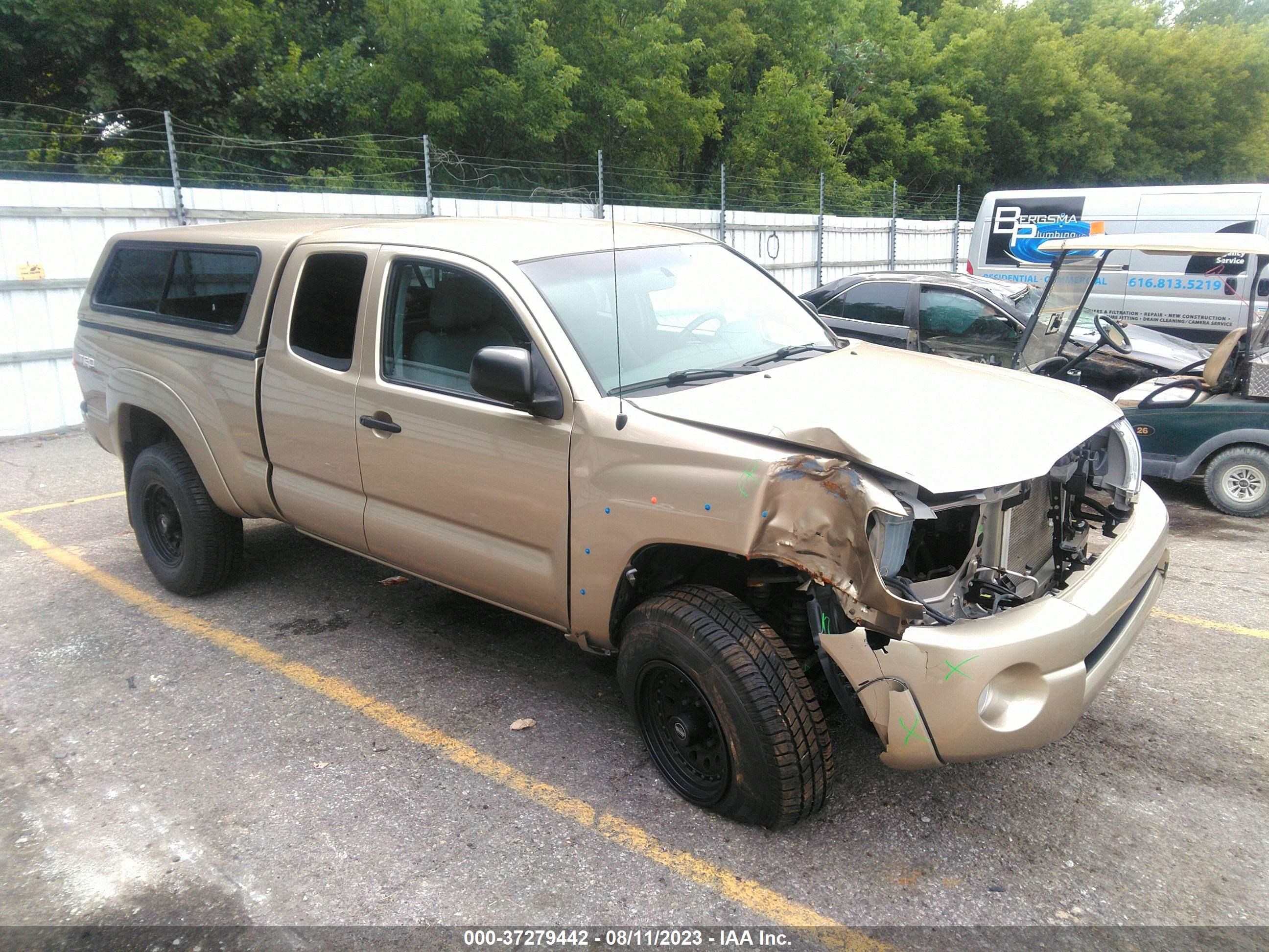 Photo 1 VIN: 5TEUU42N15Z081362 - TOYOTA TACOMA 