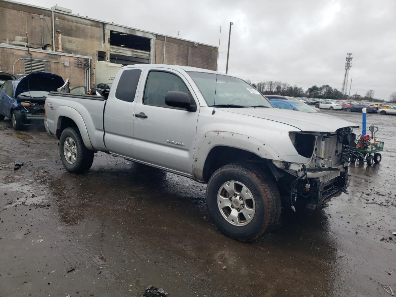 Photo 3 VIN: 5TEUU42N15Z115607 - TOYOTA TACOMA 