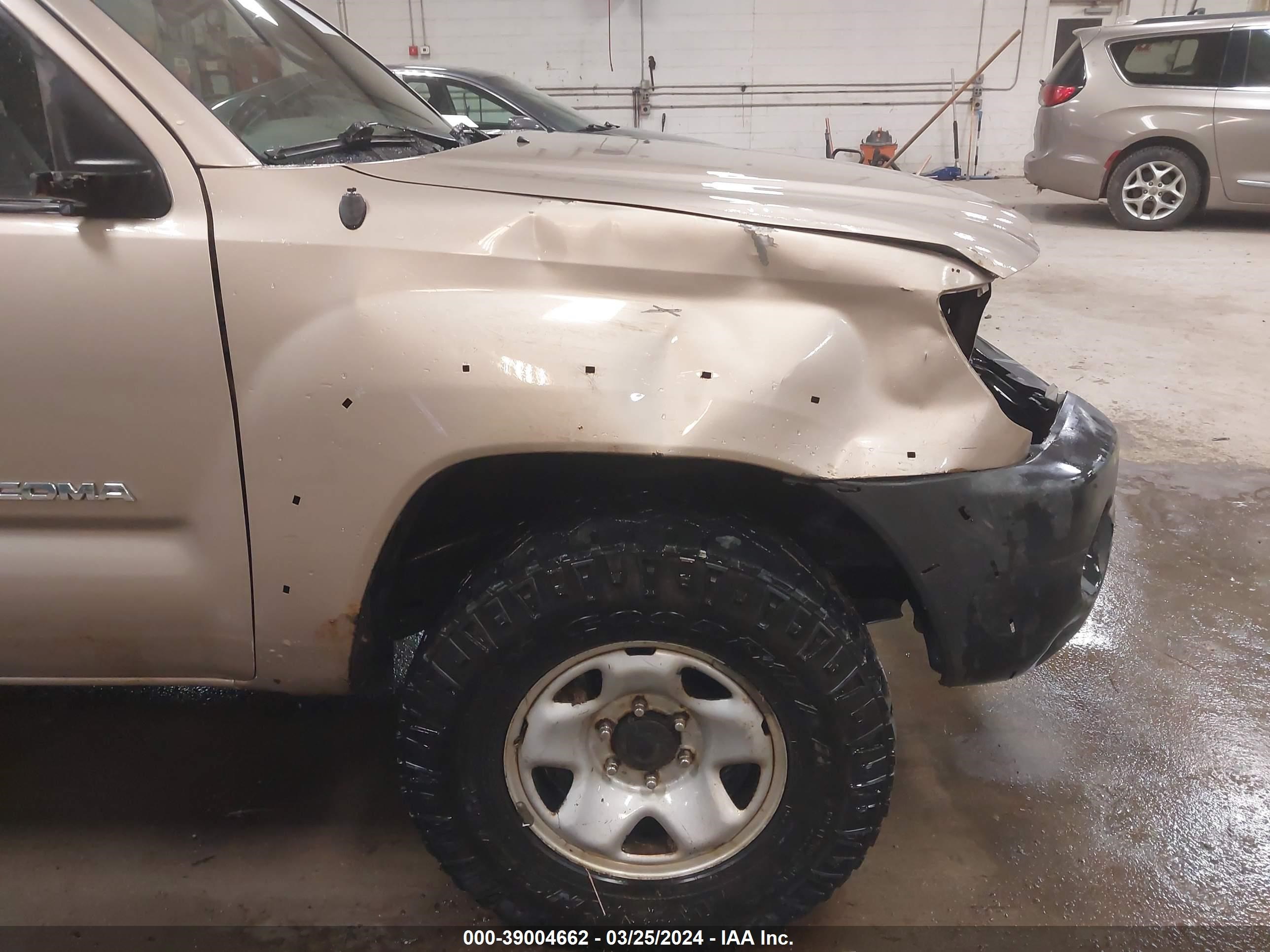 Photo 14 VIN: 5TEUU42N16Z288464 - TOYOTA TACOMA 