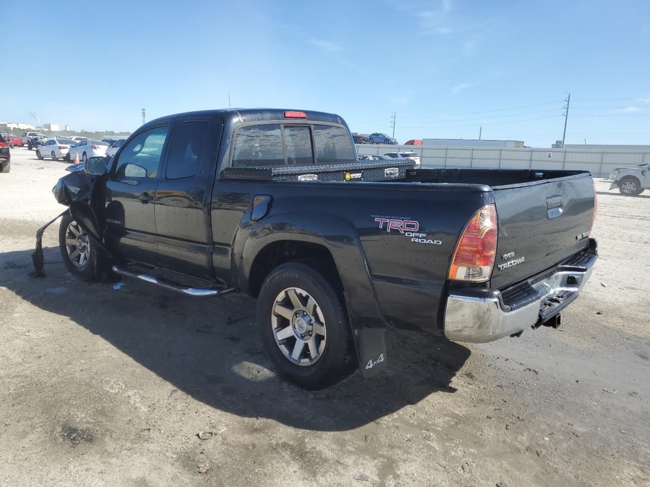 Photo 1 VIN: 5TEUU42N25Z010834 - TOYOTA TACOMA 