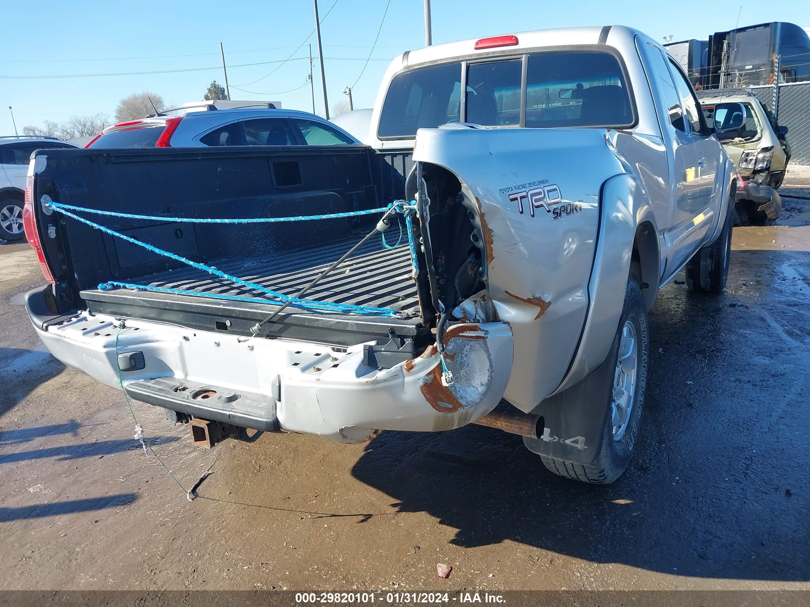 Photo 5 VIN: 5TEUU42N27Z324048 - TOYOTA TACOMA 