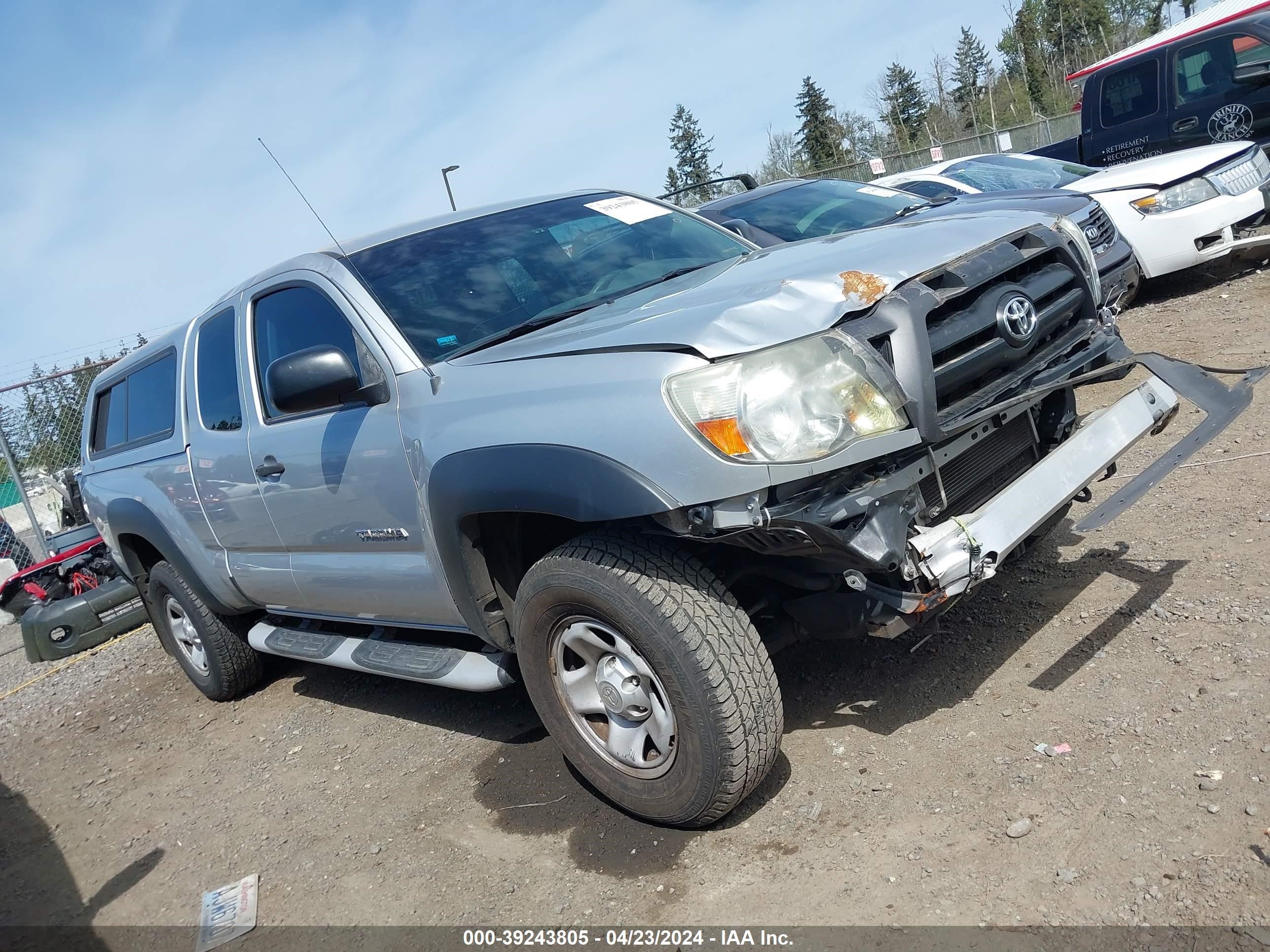 Photo 13 VIN: 5TEUU42N28Z539706 - TOYOTA TACOMA 