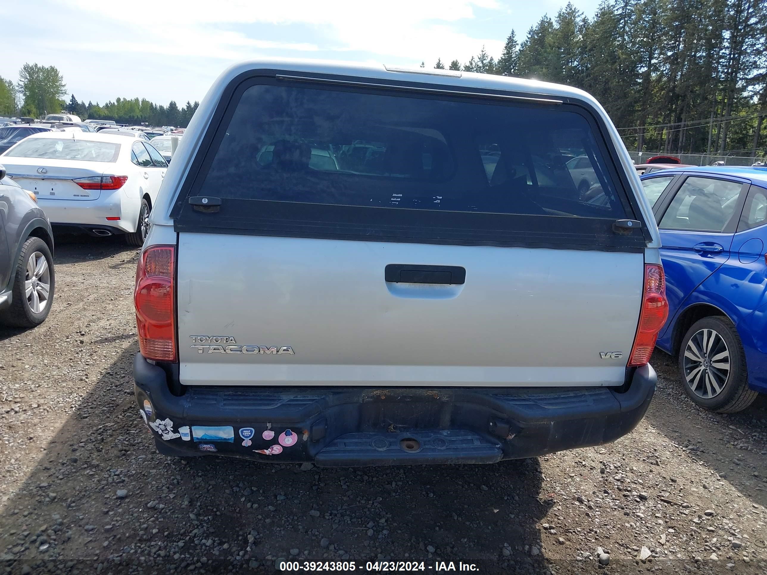 Photo 16 VIN: 5TEUU42N28Z539706 - TOYOTA TACOMA 