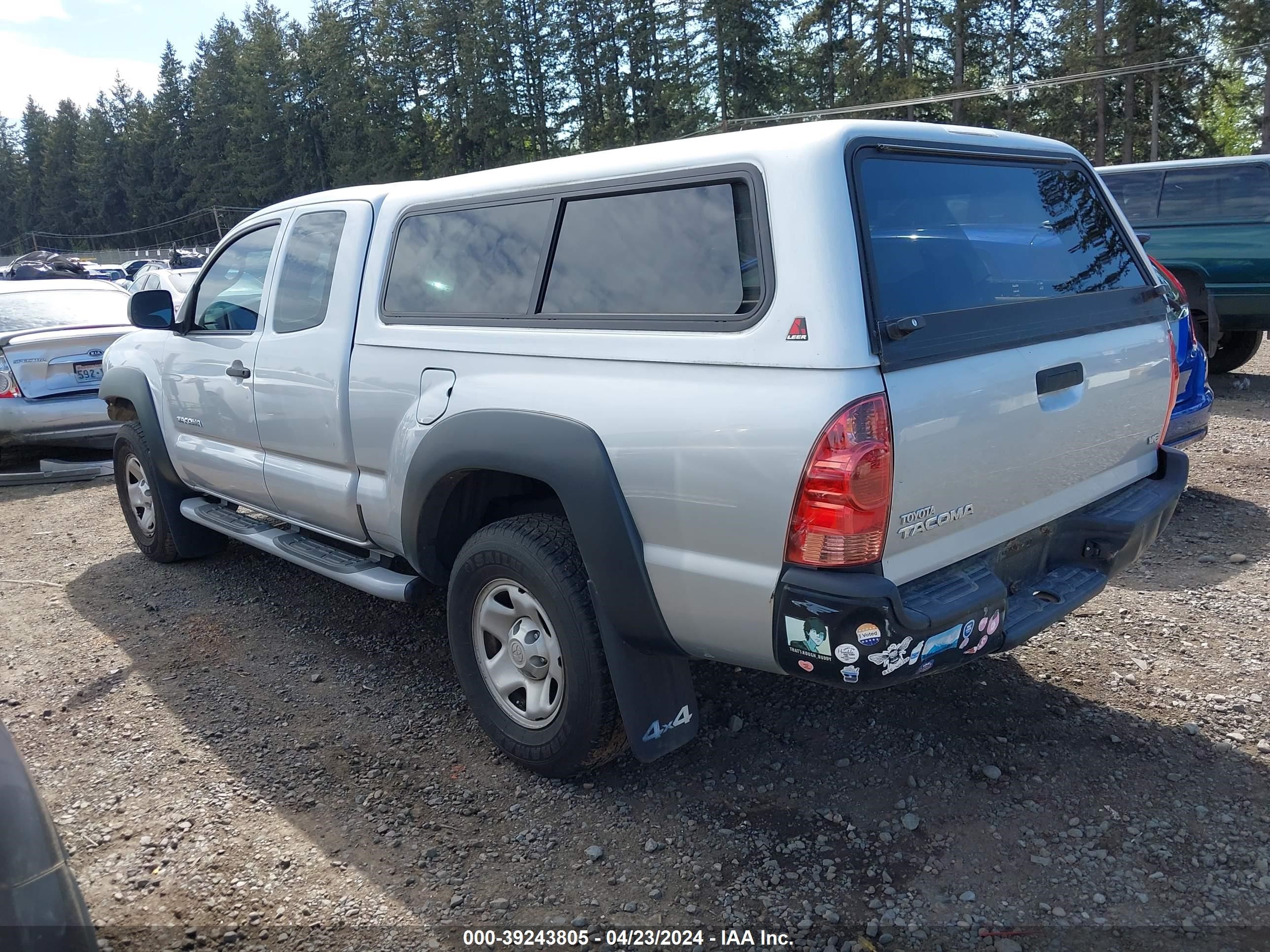 Photo 2 VIN: 5TEUU42N28Z539706 - TOYOTA TACOMA 