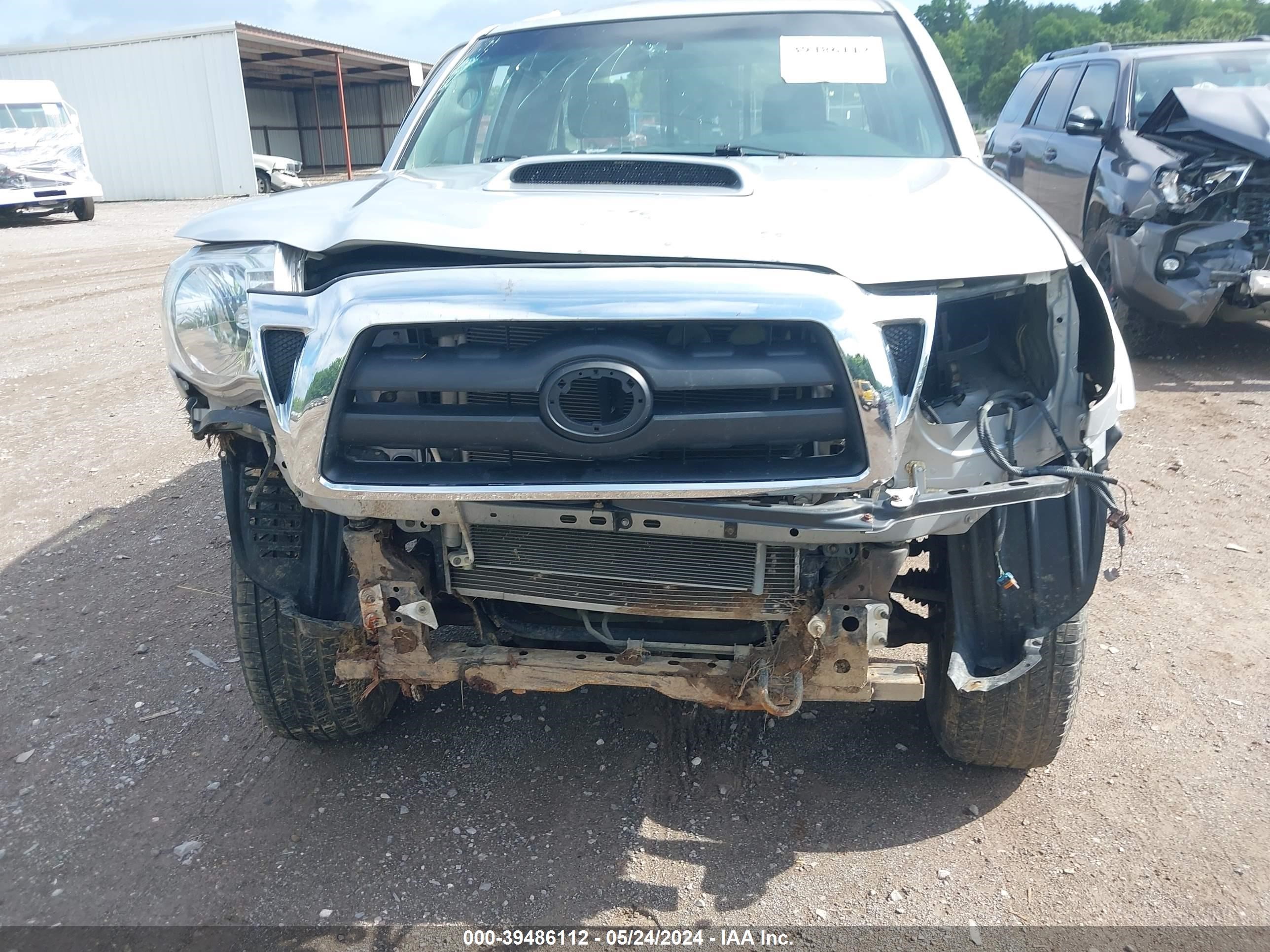 Photo 5 VIN: 5TEUU42N45Z033676 - TOYOTA TACOMA 