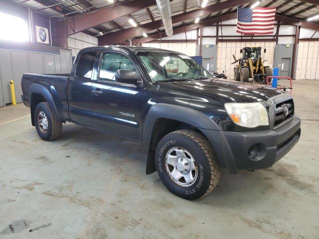 Photo 3 VIN: 5TEUU42N48Z552151 - TOYOTA TACOMA 