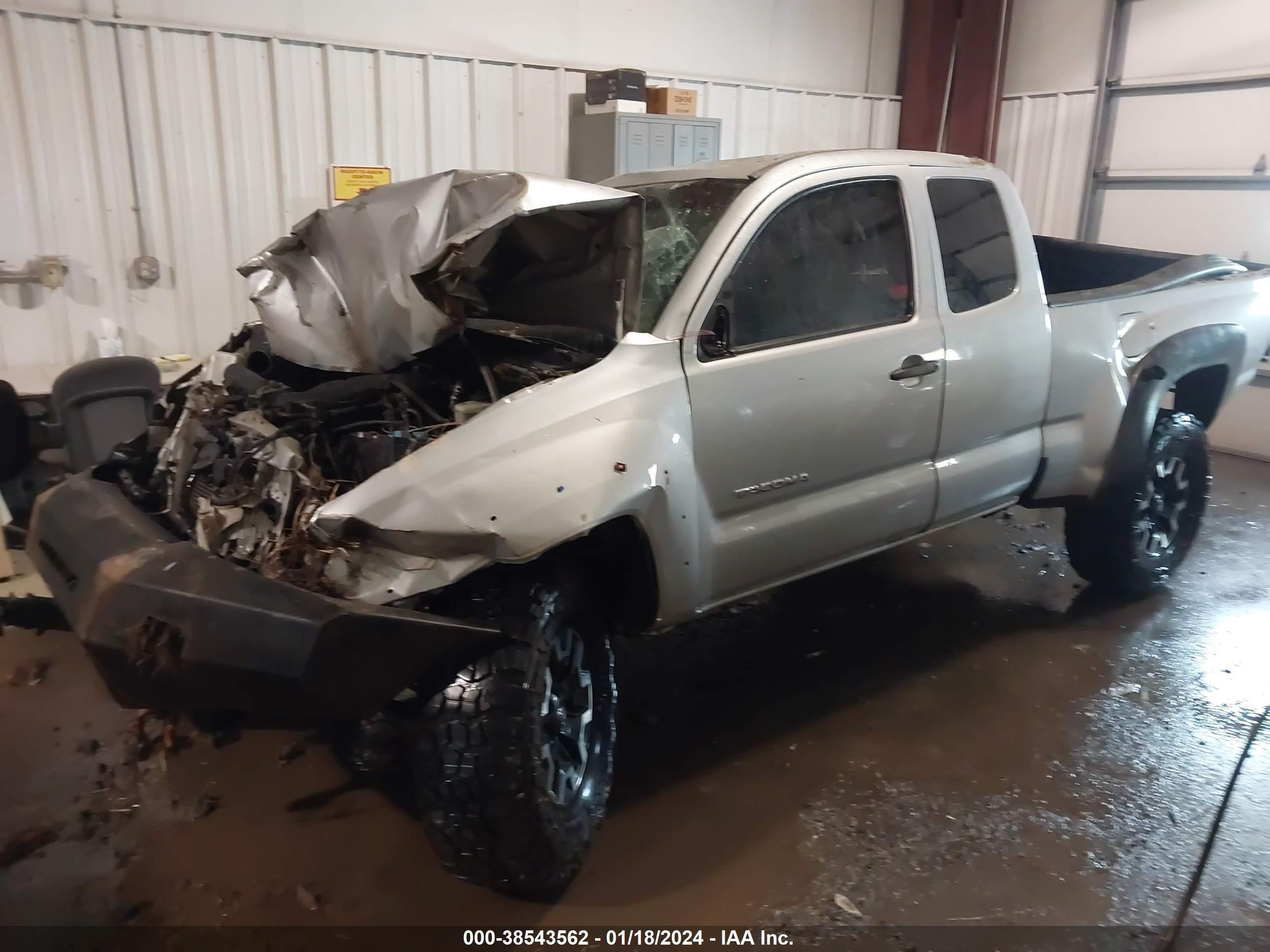 Photo 1 VIN: 5TEUU42N56Z247433 - TOYOTA TACOMA 