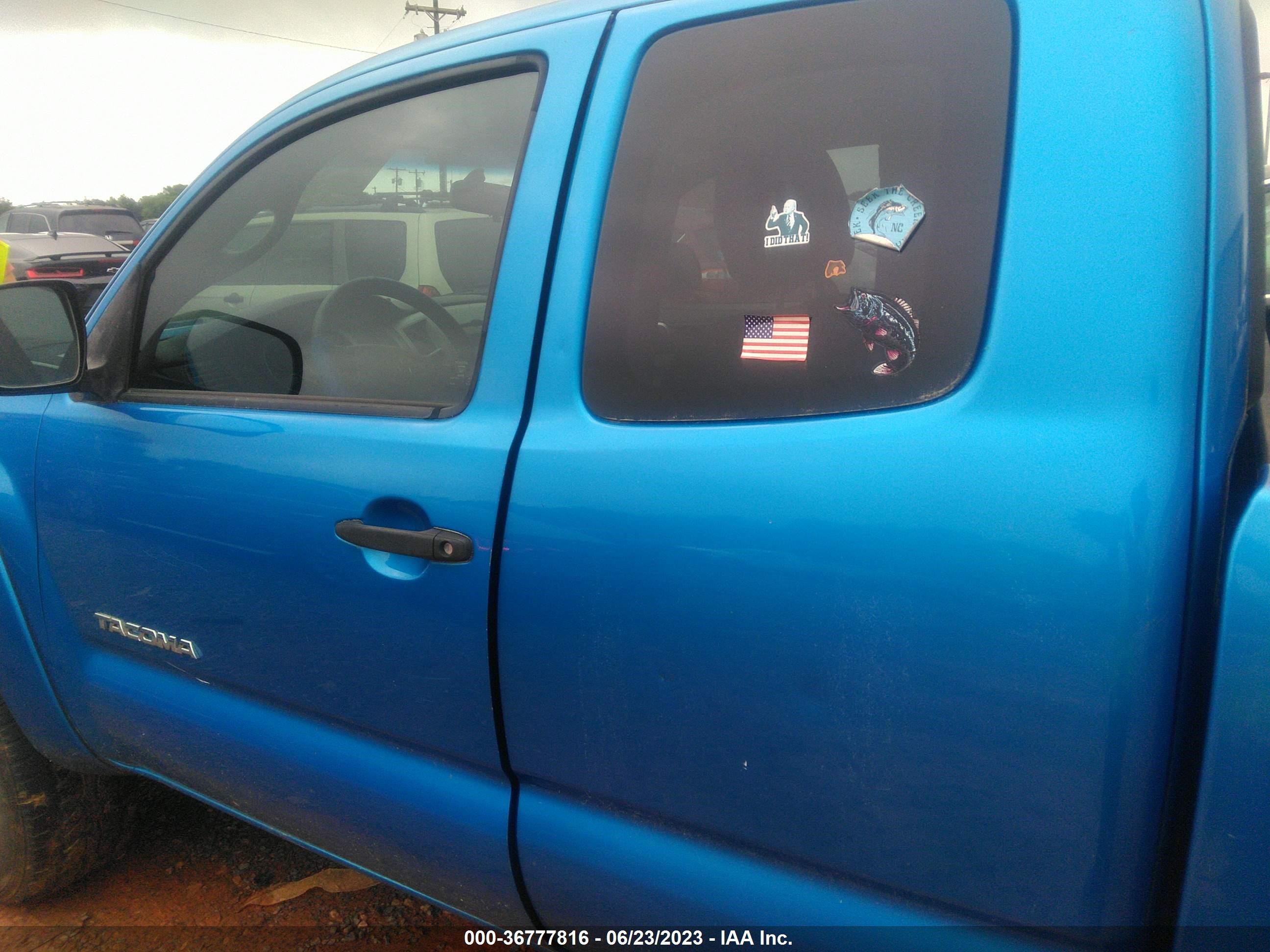 Photo 13 VIN: 5TEUU42N58Z490453 - TOYOTA TACOMA 