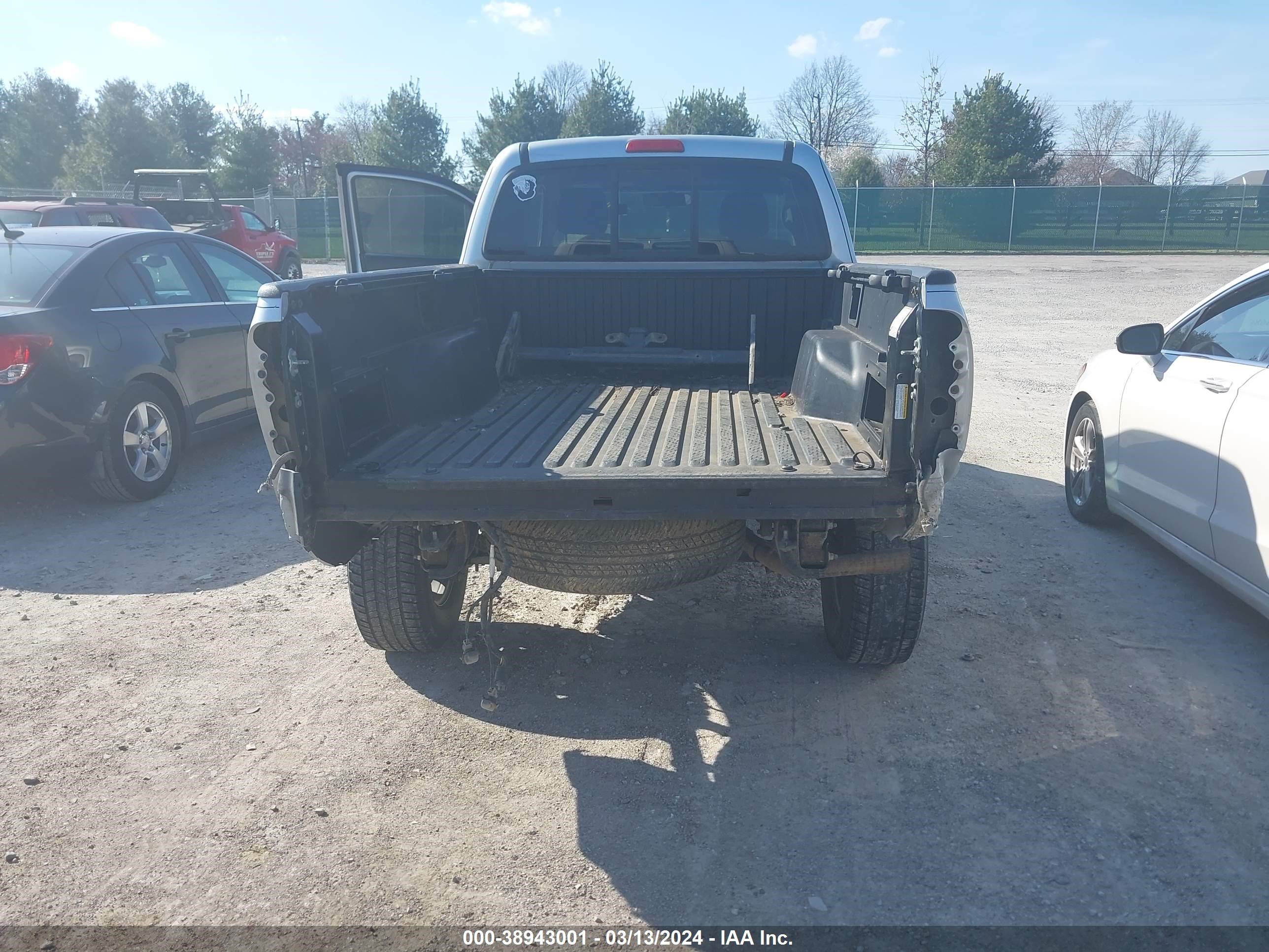 Photo 5 VIN: 5TEUU42N67Z356050 - TOYOTA TACOMA 