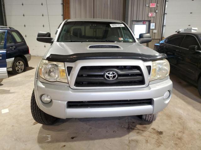 Photo 4 VIN: 5TEUU42N67Z415887 - TOYOTA TACOMA 