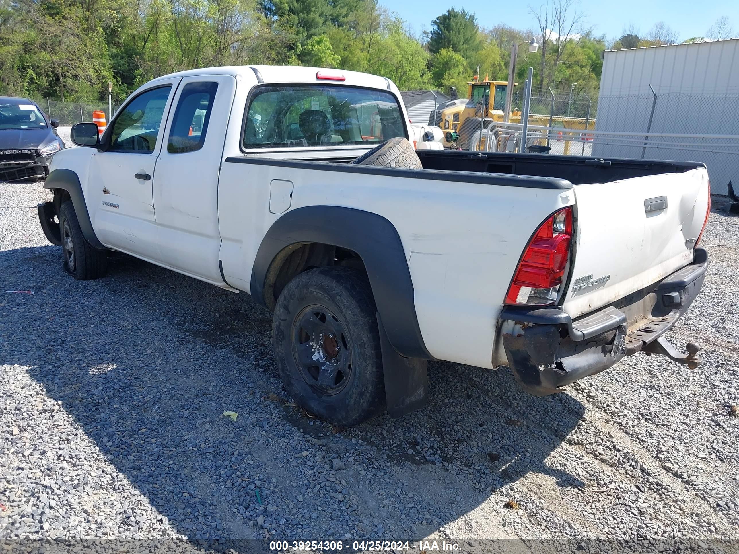 Photo 2 VIN: 5TEUU42N68Z499291 - TOYOTA TACOMA 