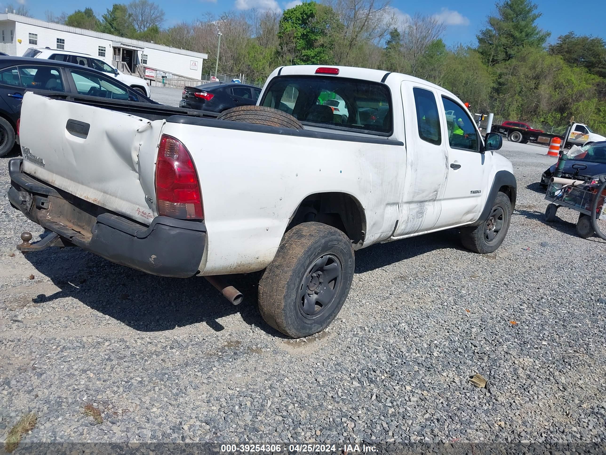 Photo 3 VIN: 5TEUU42N68Z499291 - TOYOTA TACOMA 