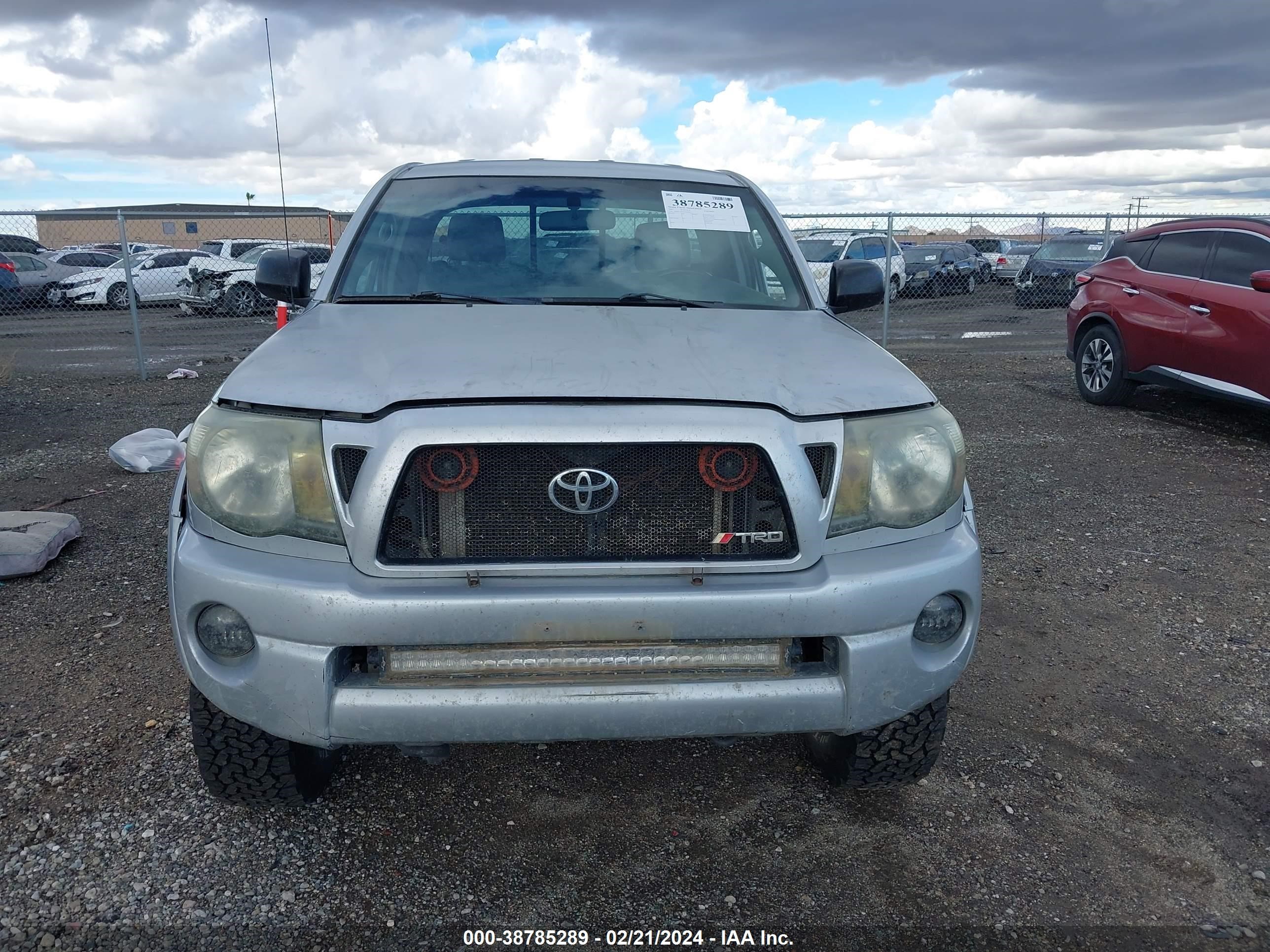 Photo 11 VIN: 5TEUU42N77Z399991 - TOYOTA TACOMA 