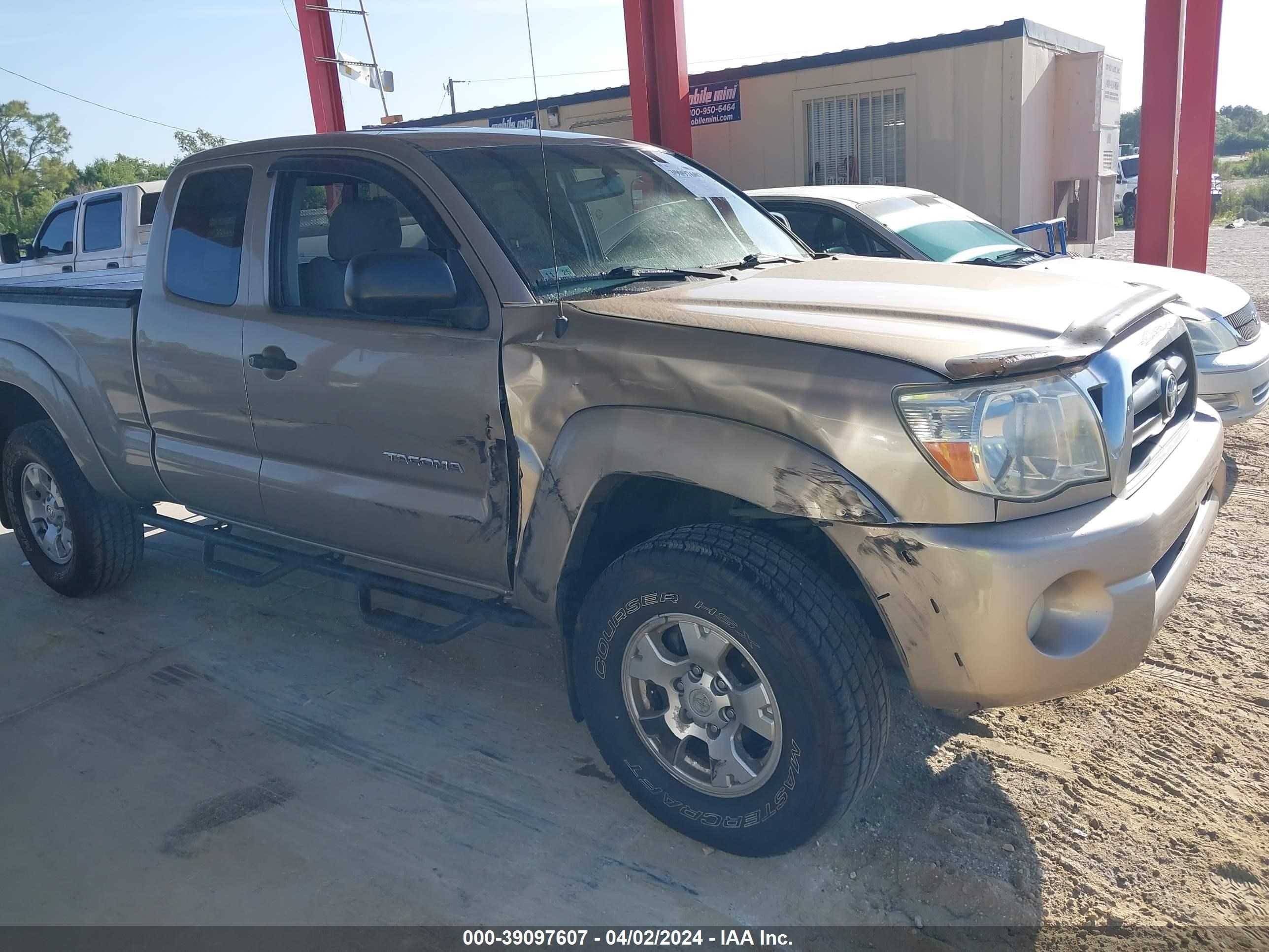 Photo 5 VIN: 5TEUU42N85Z107875 - TOYOTA TACOMA 