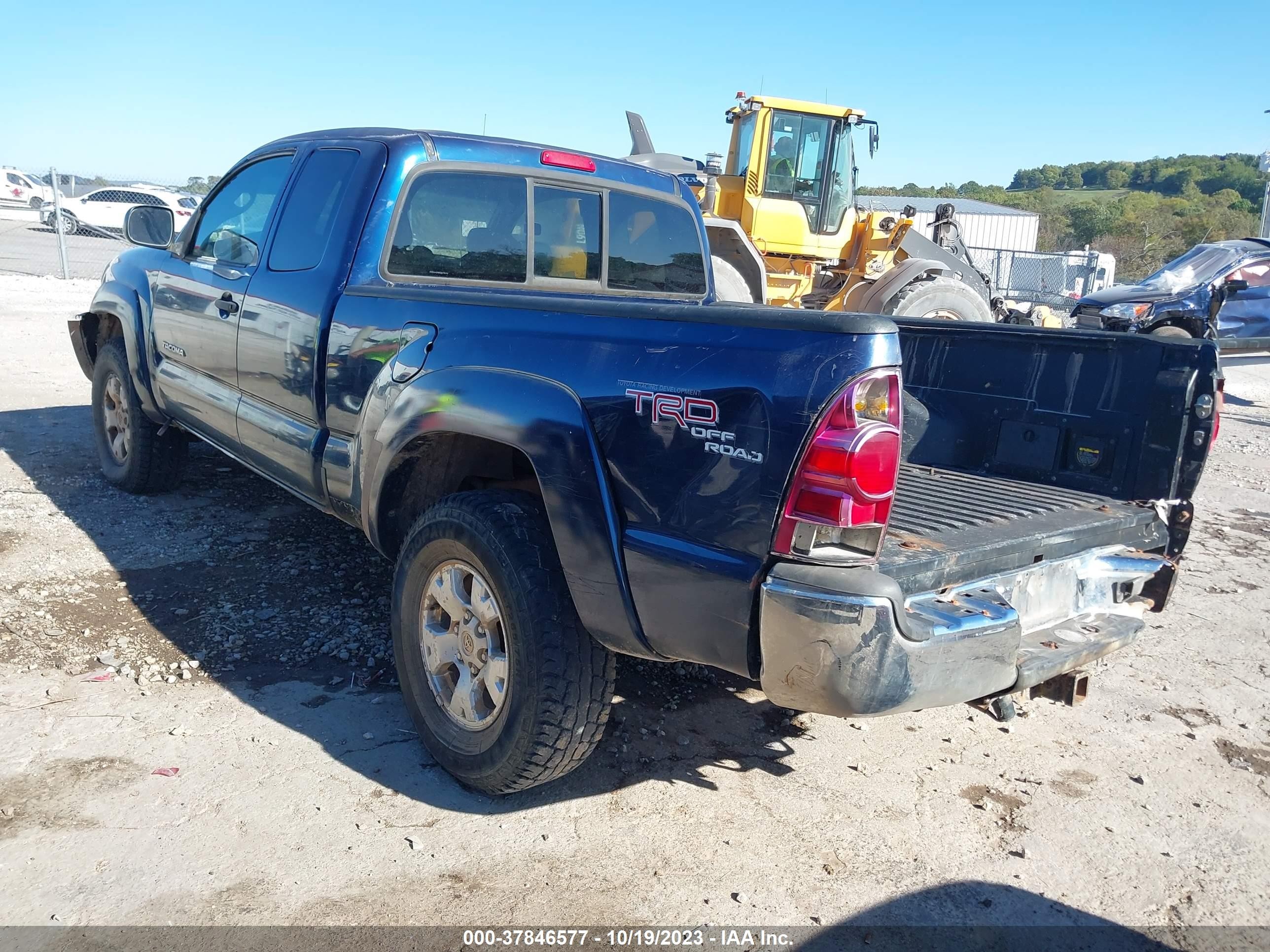 Photo 2 VIN: 5TEUU42N86Z276442 - TOYOTA TACOMA 