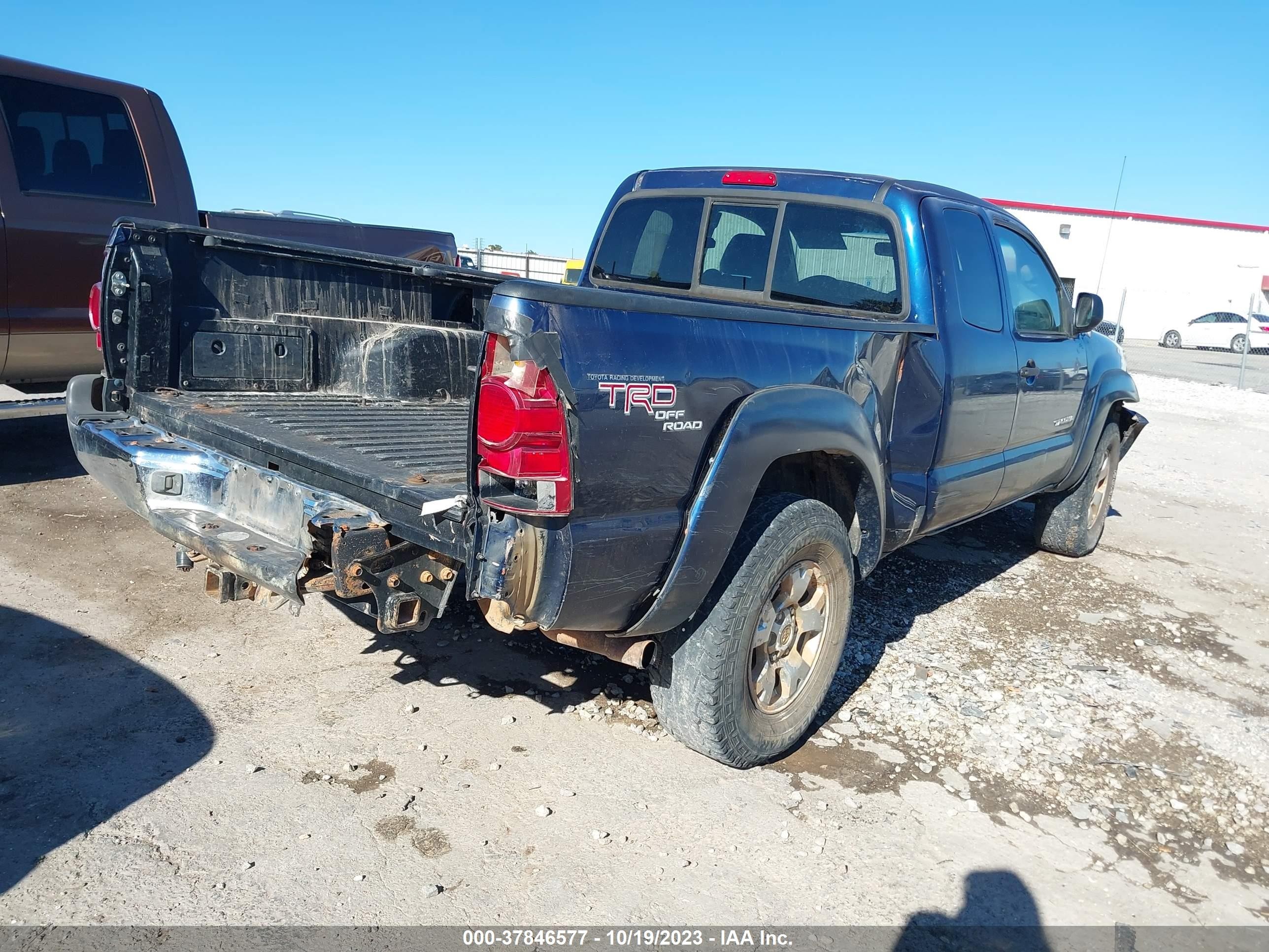 Photo 3 VIN: 5TEUU42N86Z276442 - TOYOTA TACOMA 