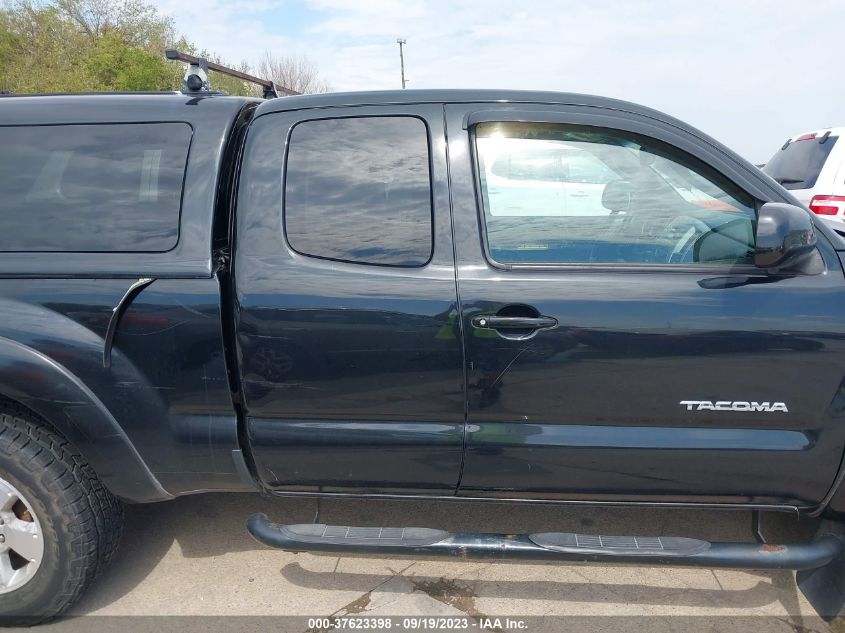 Photo 12 VIN: 5TEUU42N89Z638158 - TOYOTA TACOMA 