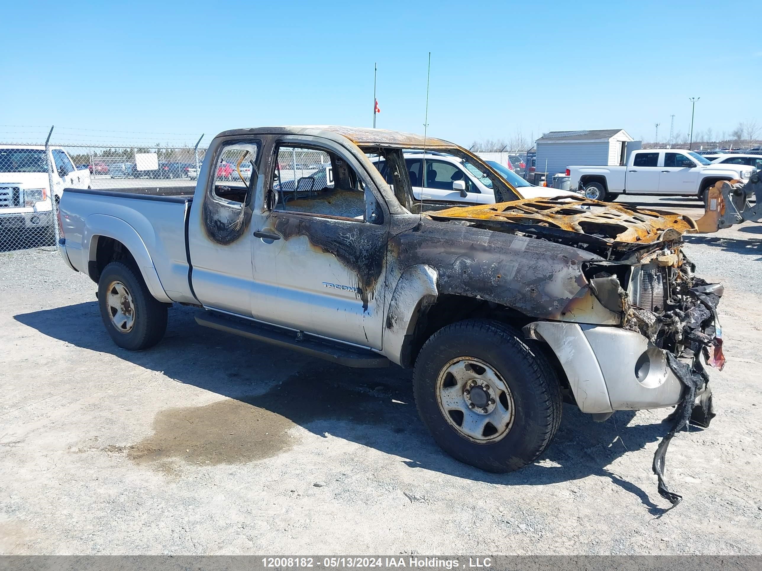 Photo 0 VIN: 5TEUU42N95Z119615 - TOYOTA TACOMA 