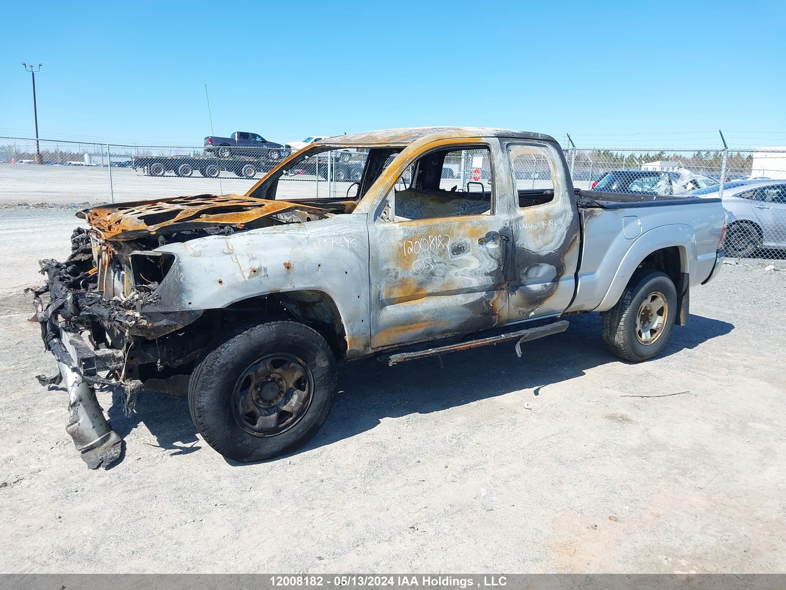 Photo 1 VIN: 5TEUU42N95Z119615 - TOYOTA TACOMA 