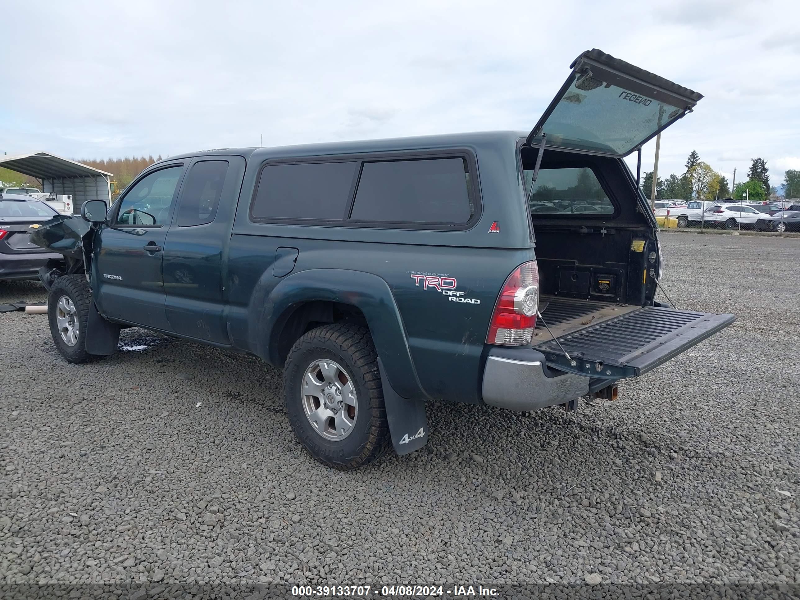 Photo 2 VIN: 5TEUU42N99Z616413 - TOYOTA TACOMA 