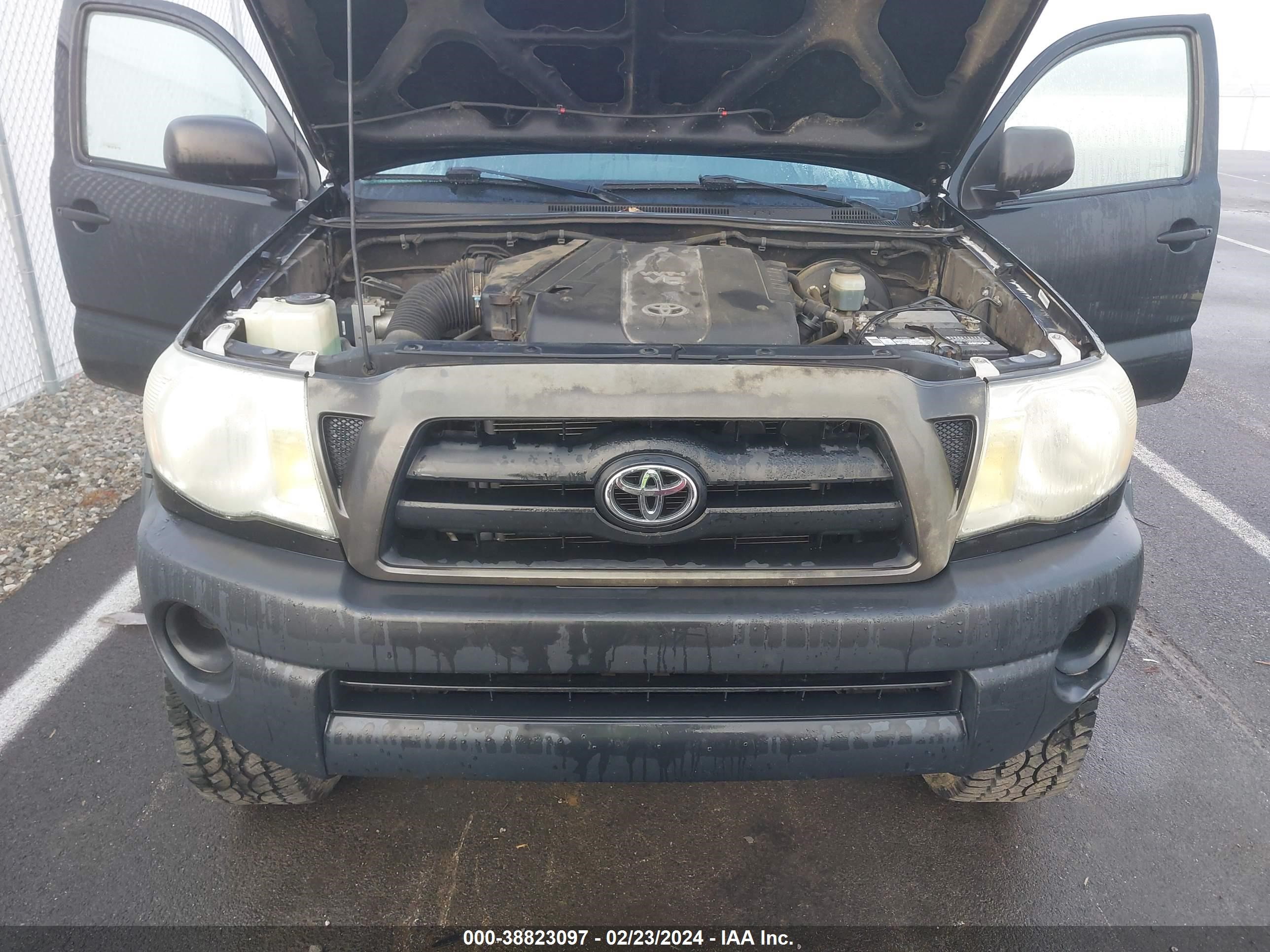 Photo 9 VIN: 5TEUU42NX6Z239957 - TOYOTA TACOMA 