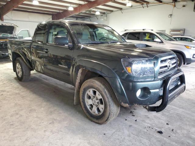 Photo 3 VIN: 5TEUU42NX9Z634886 - TOYOTA TACOMA 