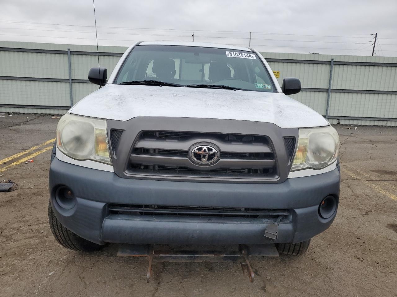 Photo 4 VIN: 5TEUU42NX9Z652496 - TOYOTA TACOMA 