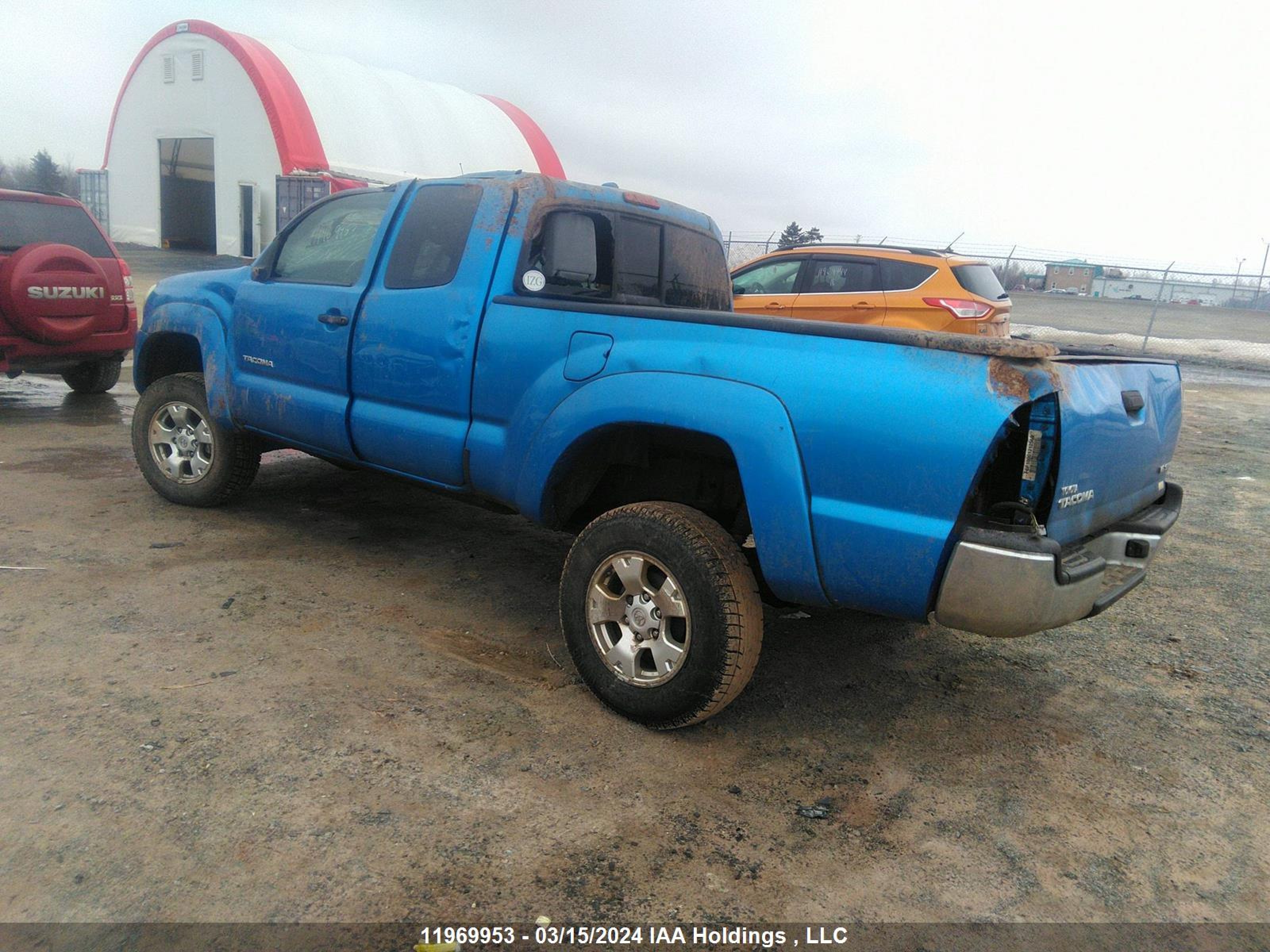 Photo 2 VIN: 5TEUU4EN0AZ734723 - TOYOTA TACOMA 