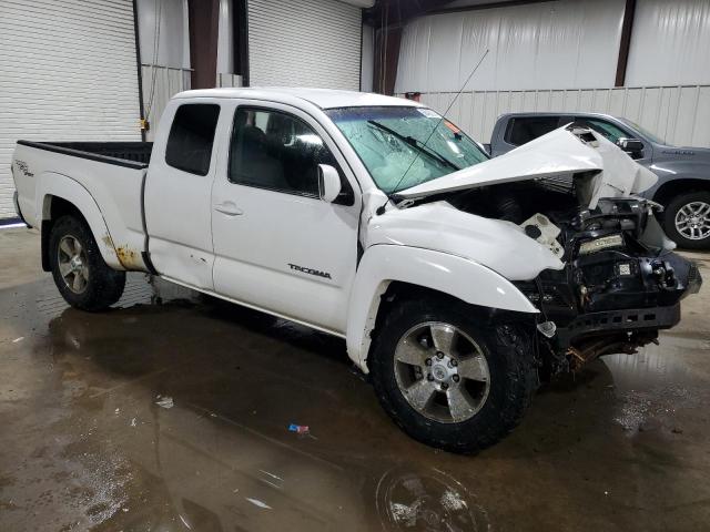 Photo 3 VIN: 5TEUU4EN1AZ676136 - TOYOTA TACOMA ACC 