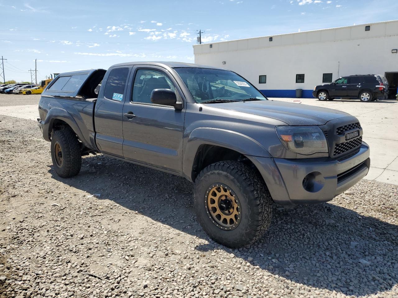 Photo 3 VIN: 5TEUU4EN4AZ715916 - TOYOTA TACOMA 