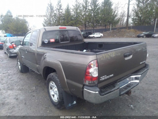 Photo 2 VIN: 5TEUU4EN7AZ733682 - TOYOTA TACOMA 