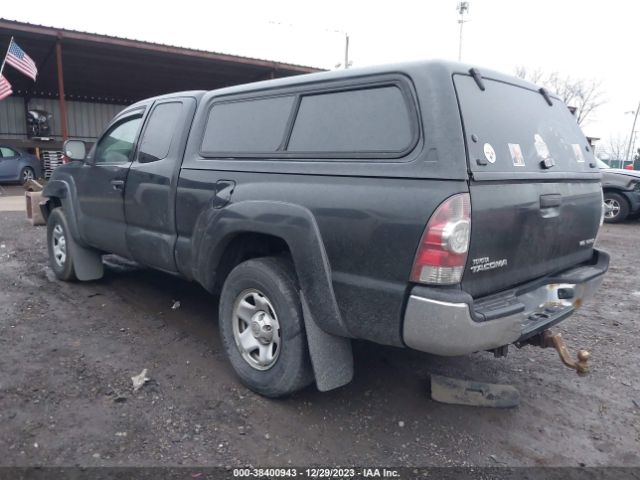 Photo 2 VIN: 5TEUU4EN8AZ702800 - TOYOTA TACOMA 