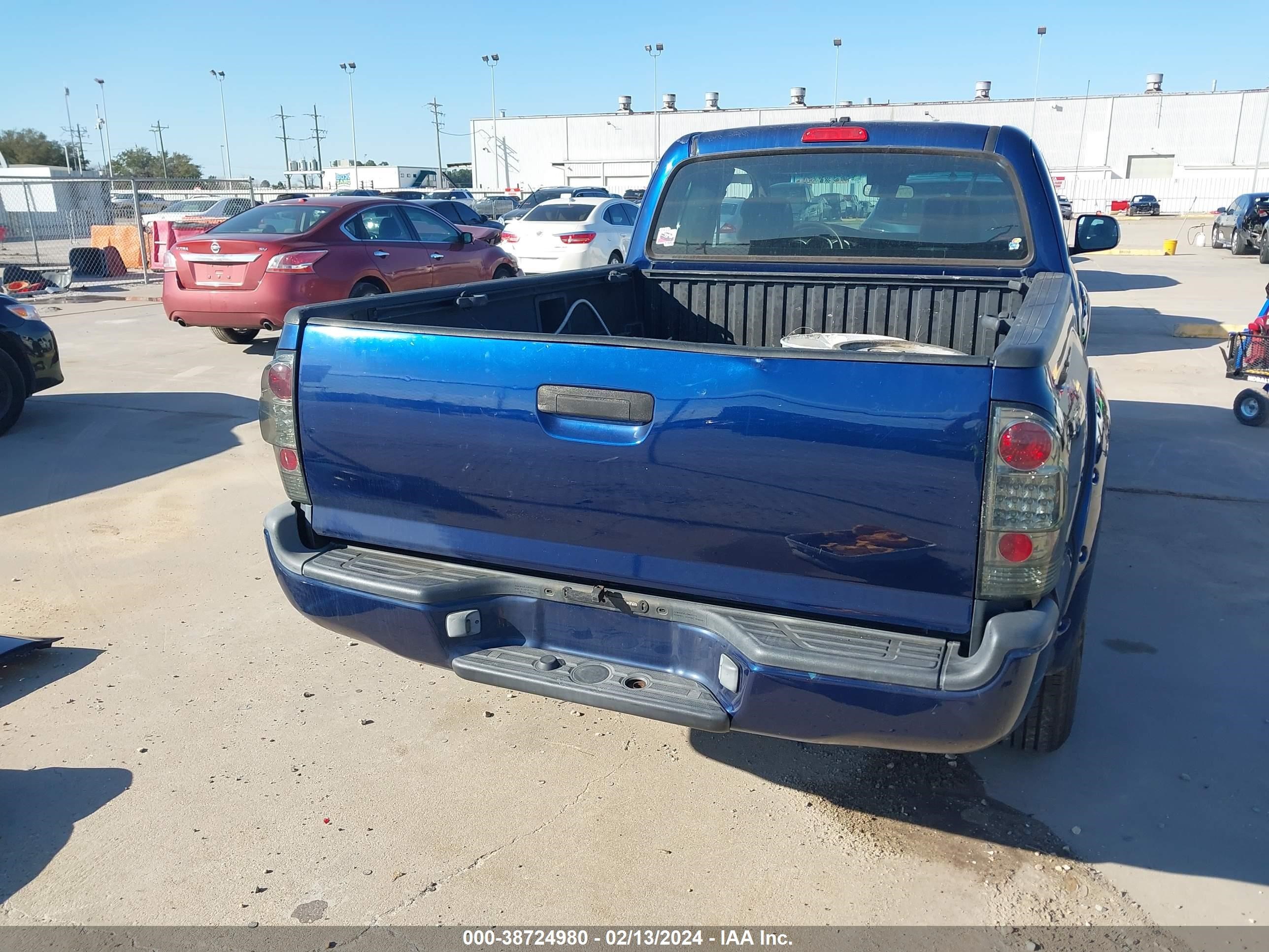 Photo 16 VIN: 5TEUX42N27Z345800 - TOYOTA TACOMA 