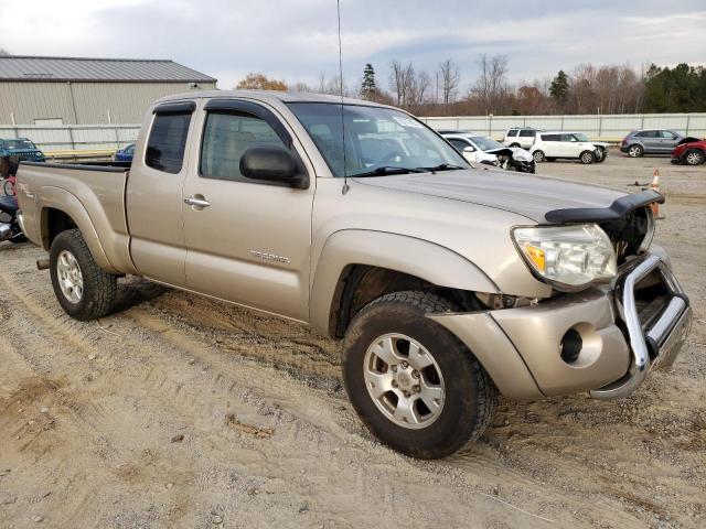 Photo 3 VIN: 5TEUX42N55Z064796 - TOYOTA TACOMA 