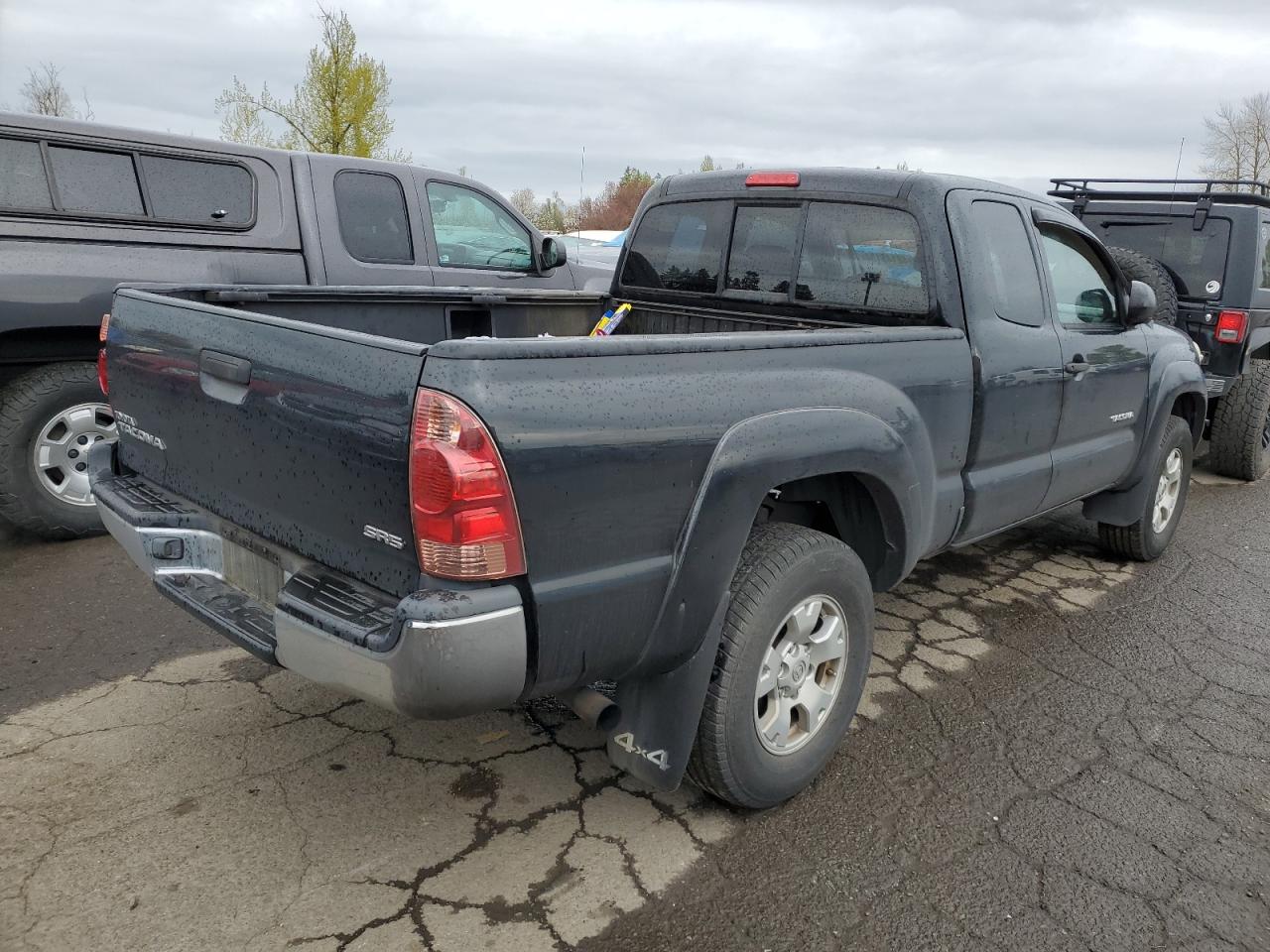 Photo 2 VIN: 5TEUX42N57Z414852 - TOYOTA TACOMA 