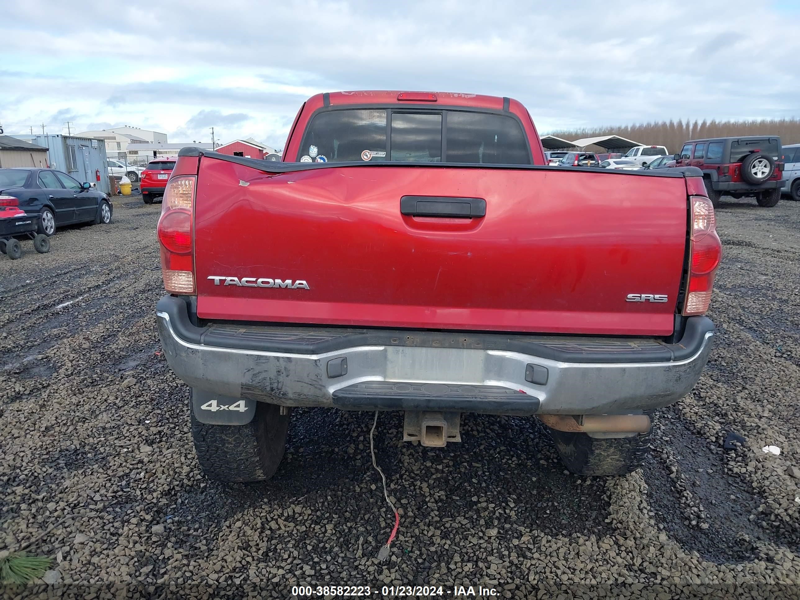 Photo 14 VIN: 5TEUX42N76Z246386 - TOYOTA TACOMA 