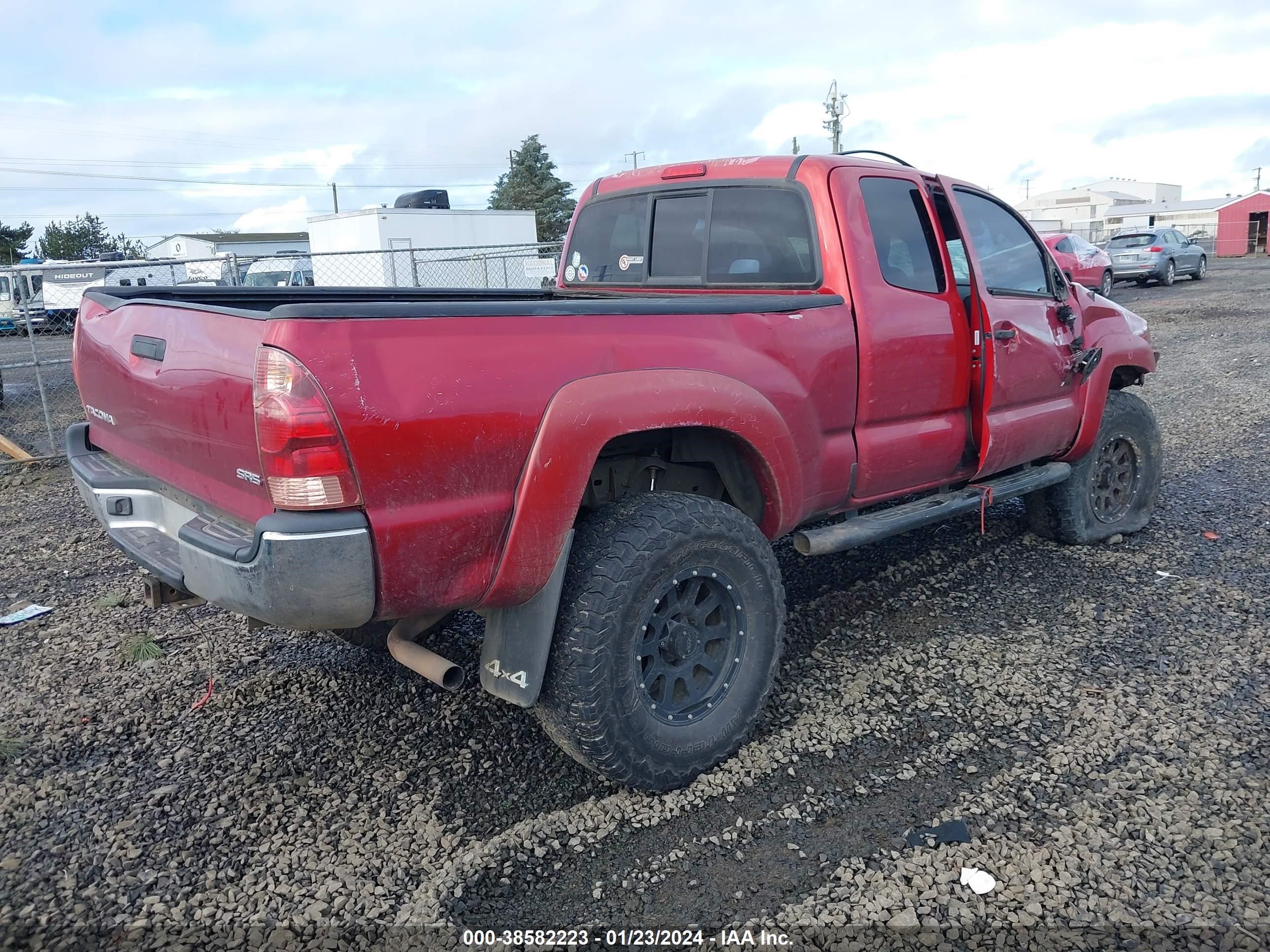 Photo 3 VIN: 5TEUX42N76Z246386 - TOYOTA TACOMA 