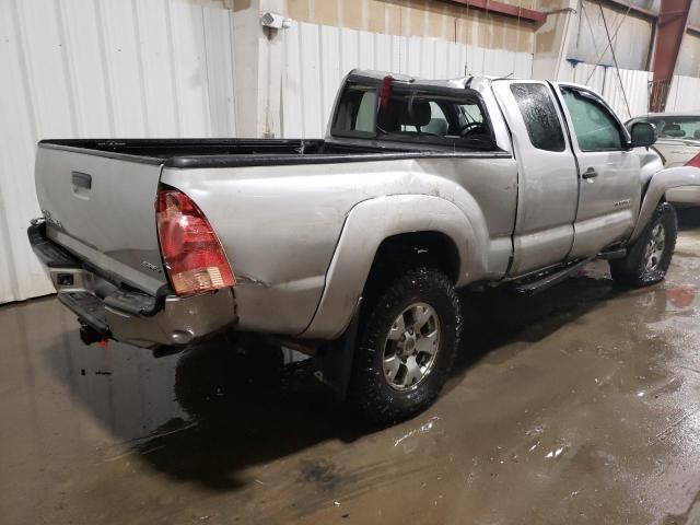 Photo 2 VIN: 5TEUX42N98Z565792 - TOYOTA TACOMA 