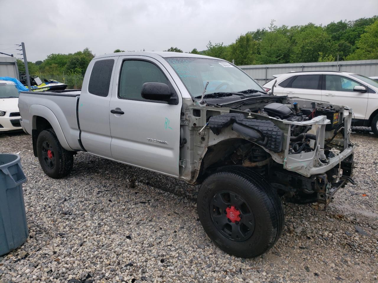 Photo 3 VIN: 5TEUX4EN2AZ742085 - TOYOTA TACOMA 